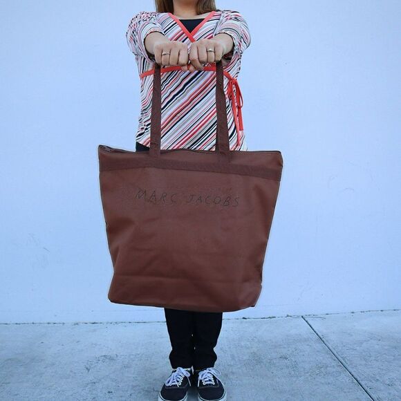 NWT Marc by Marc Jacobs Large Canvas Travel  Tote Brown - Picture 3 of 7